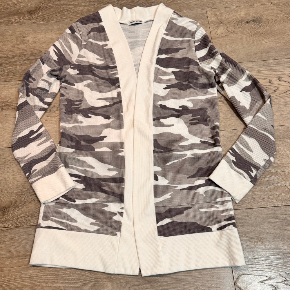 Sweet Romeo Thermal Pocket Cardigan Camo Print‎ Open Front Shirt Size Medium M